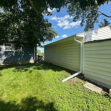 Full Gutter Install in La Harpe, IL 1